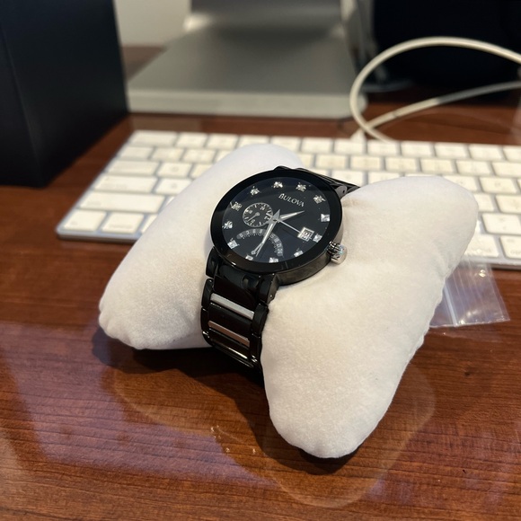 Bulova Diamond-Accent 98D109 Wrist Watch for Men - Picture 2 of 7